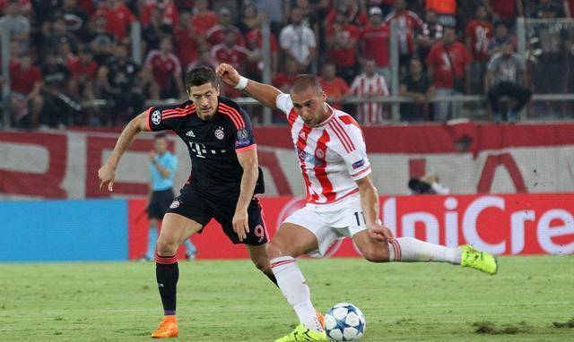 包含奥格斯堡遭遇惨败,不敌柏林赫塔在德甲比赛中失利的词条 包含奥格斯堡遭遇惨败,不敌柏林赫塔在德甲比赛中失利的词条