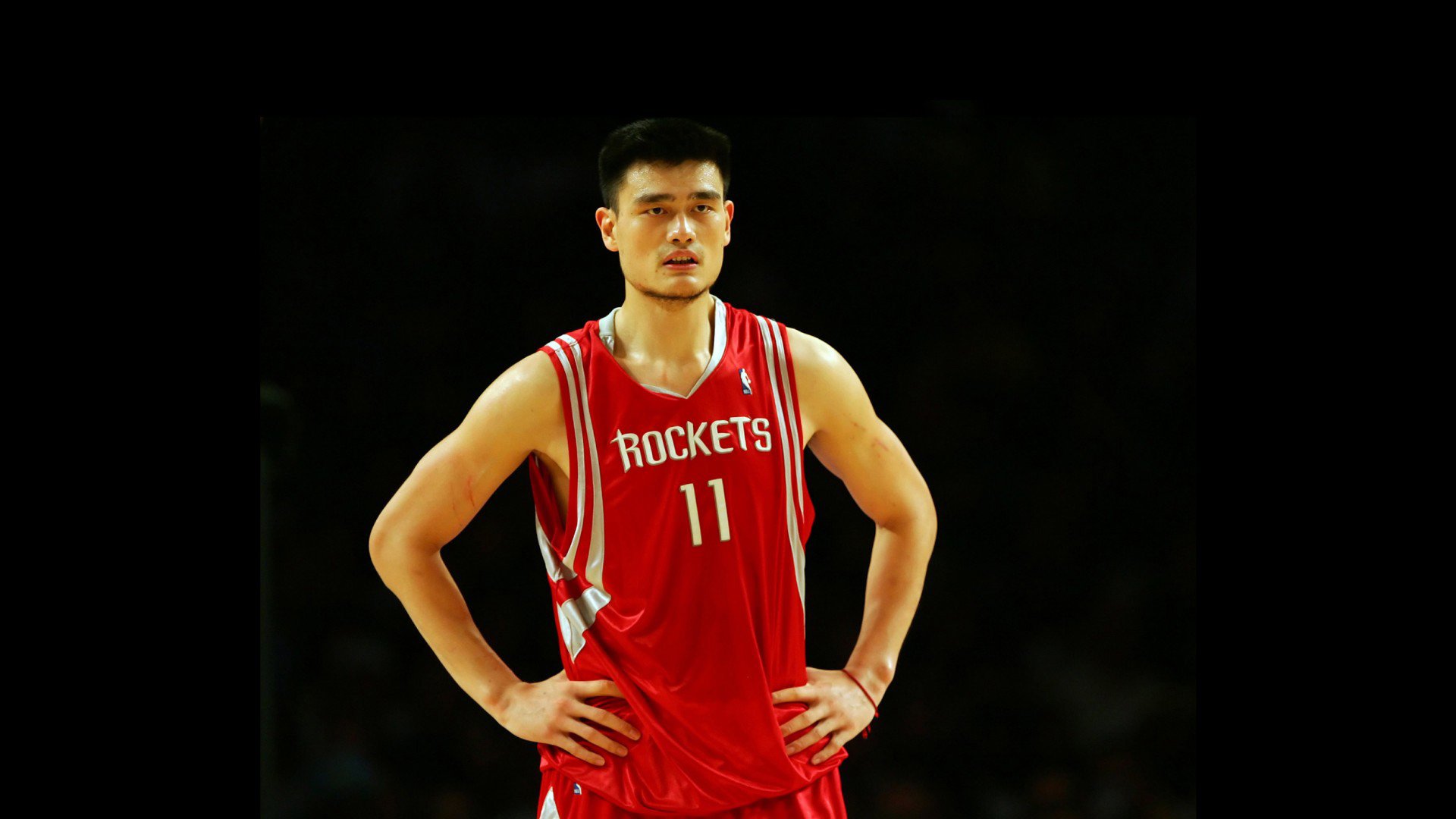 布克关键进球定乾坤，NBA季后赛之夜的永恒瞬间