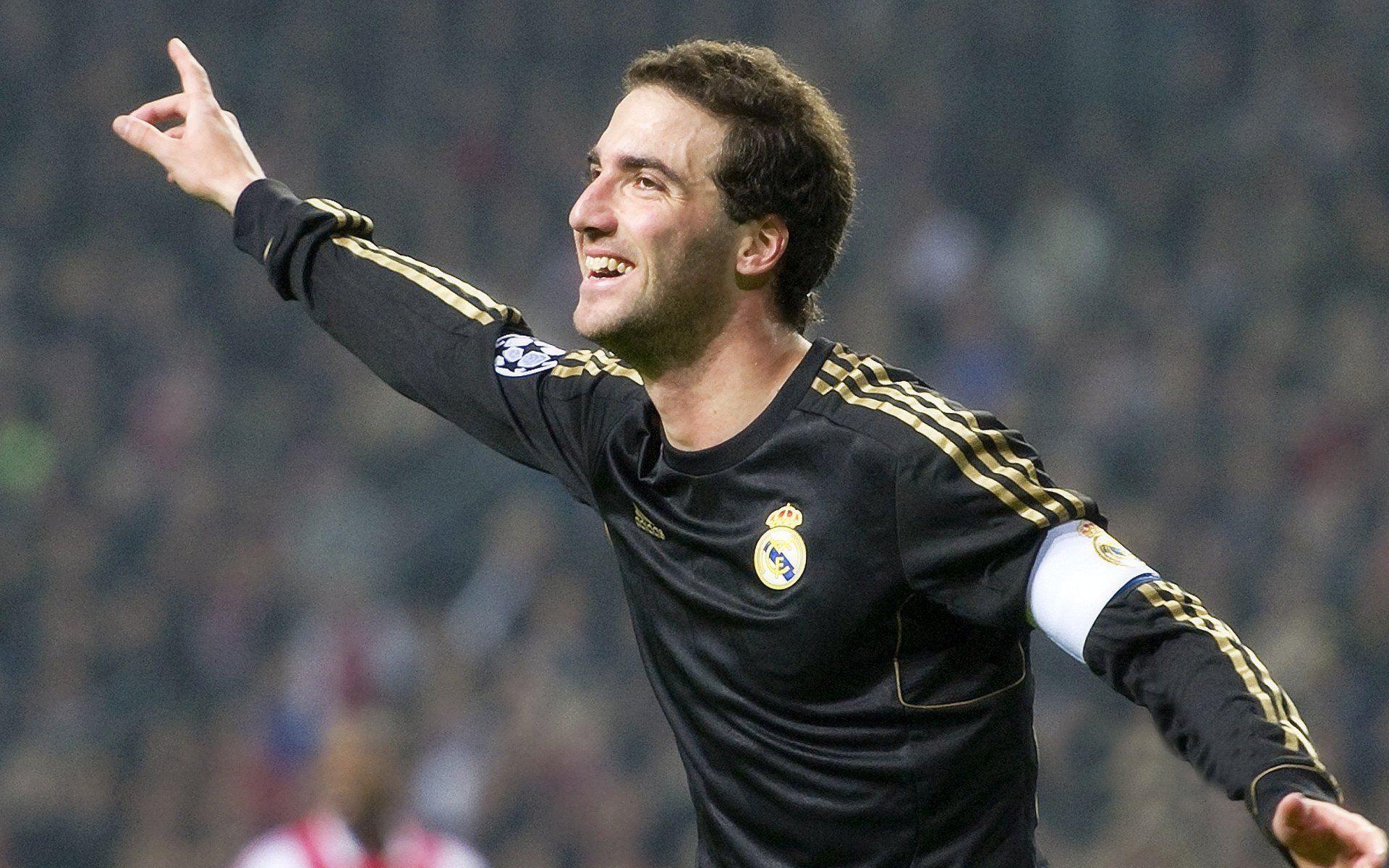 贝蒂斯爆冷巴西，京多安成为关键先生