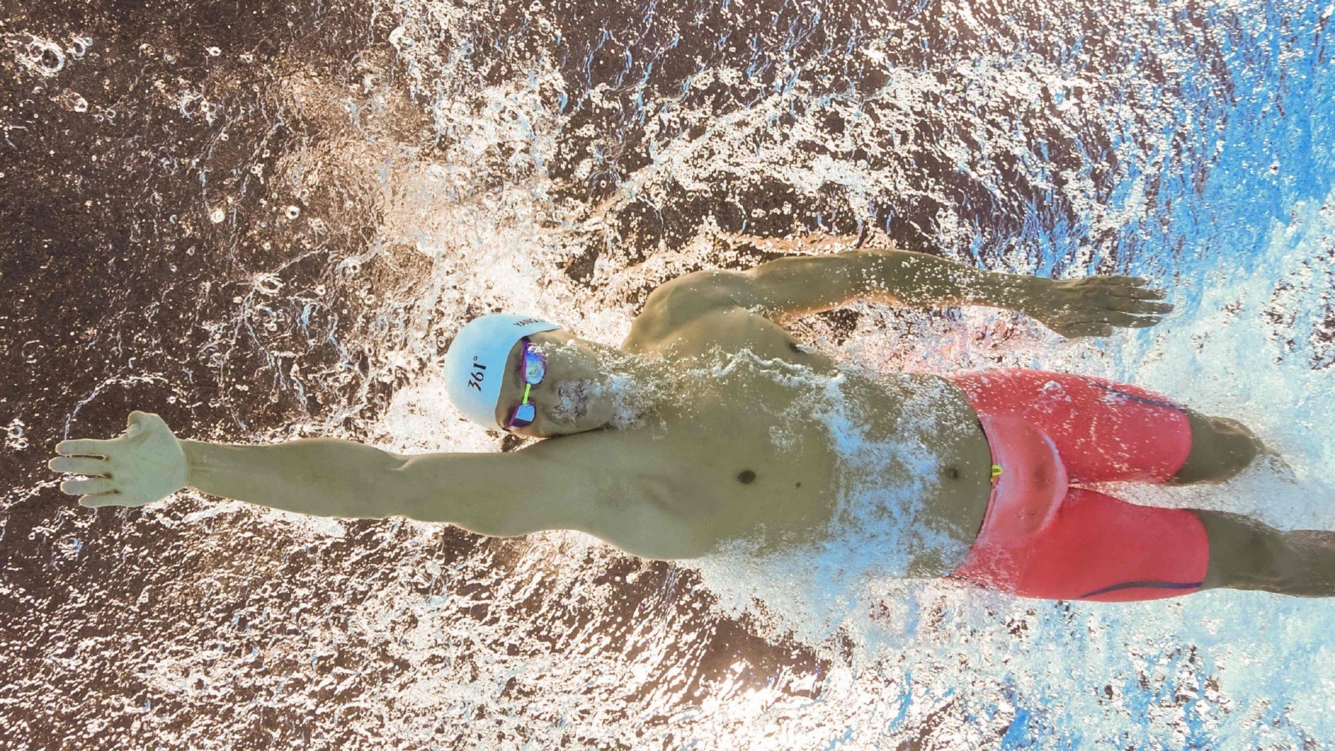 赛道上的隐形冠军，布伦森在F1年度争冠之夜的无声存在感