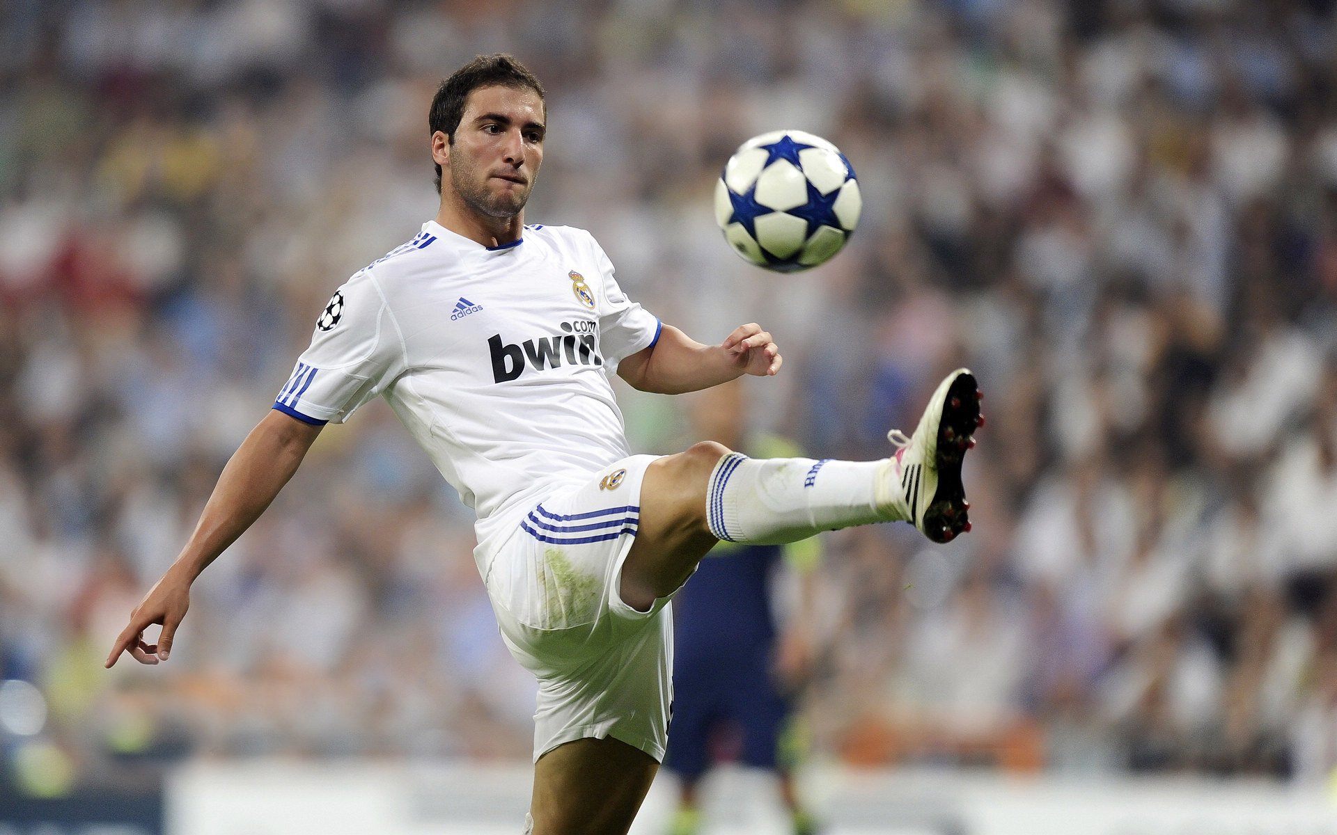 步行者绝杀魔术，浓眉季后赛接管，关键时刻的王者对决