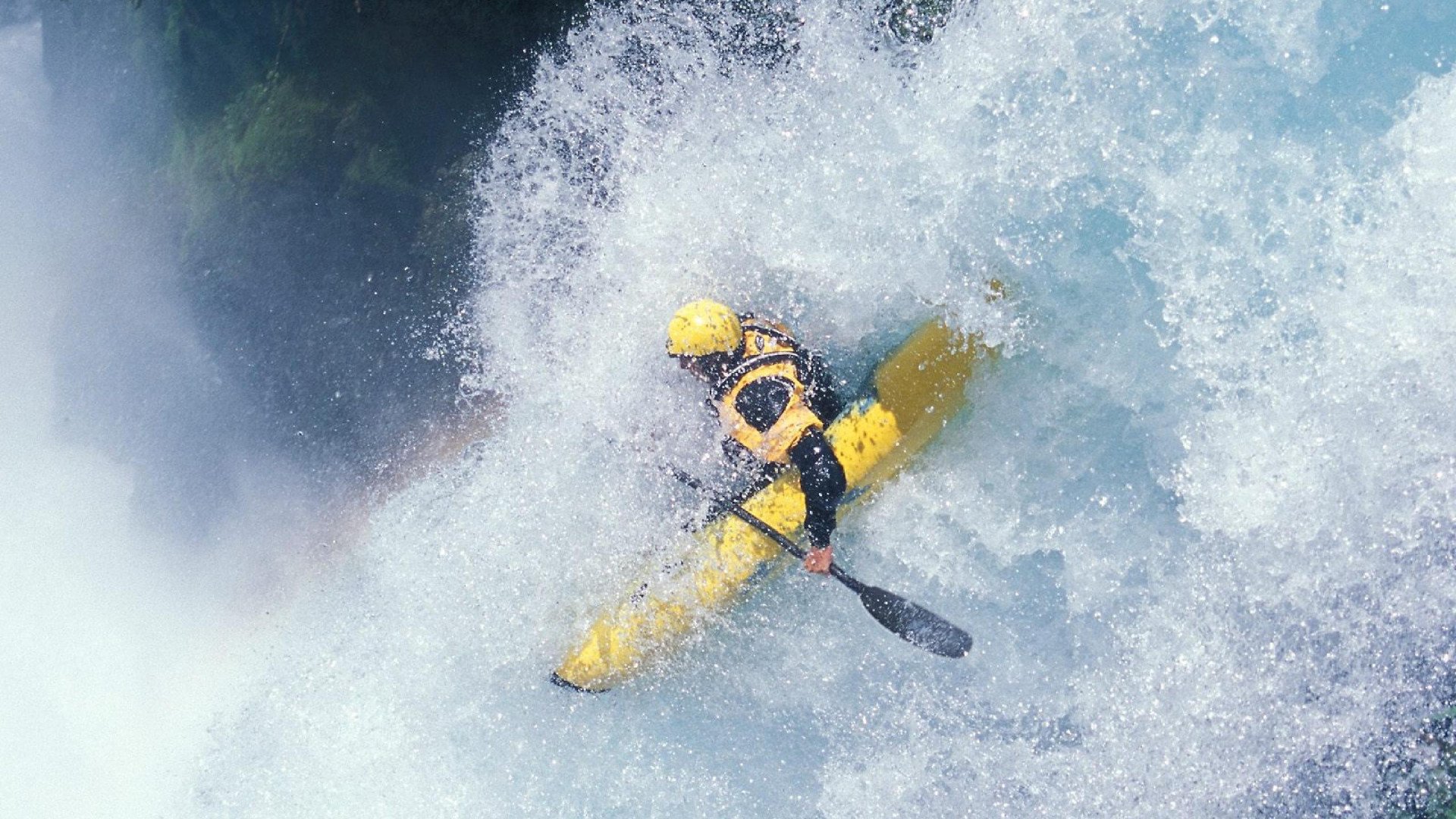赛道与球场的双重奏鸣，当F1争冠白热化，凯尔特人主场力擒鹈鹕